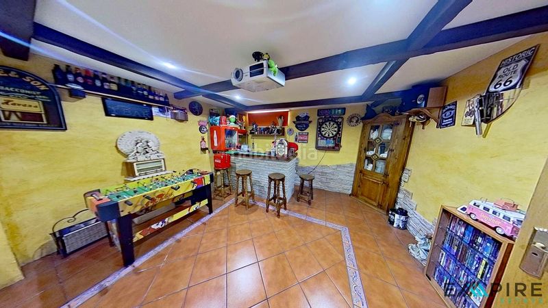 Foto e6f8e2f5-f783-4b34-af75-c5f71ed56249. Casa adossada amb calefacció piscina a La Ermita Parla
