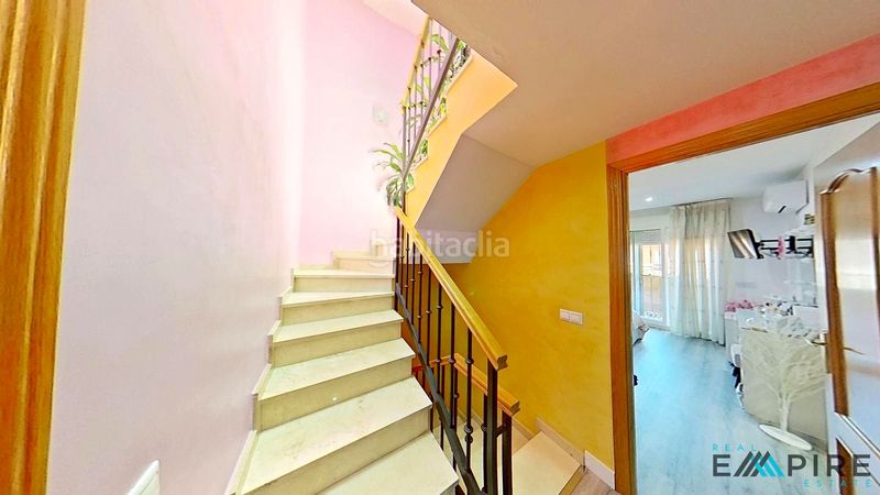 Foto f3a86c81-99a4-4431-96f2-8f2739362c7f. Casa adossada amb calefacció piscina a La Ermita Parla