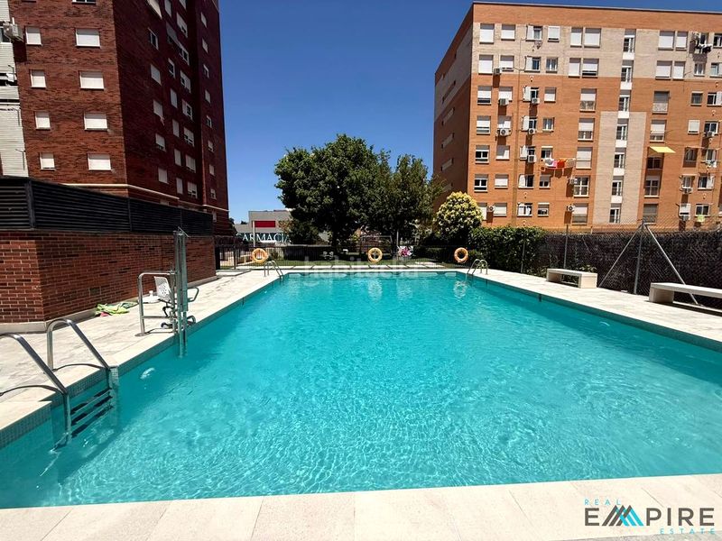 Foto bf533b6e-a05b-4f93-b1bf-69e40b62ee27. Pis amb calefacció aparcament piscina a Parla este Parla