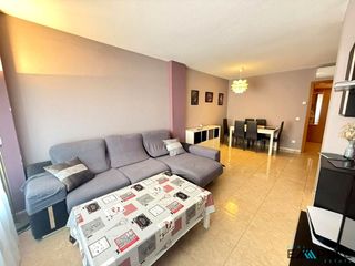 Appartement à Parla Este. Piso en parla este