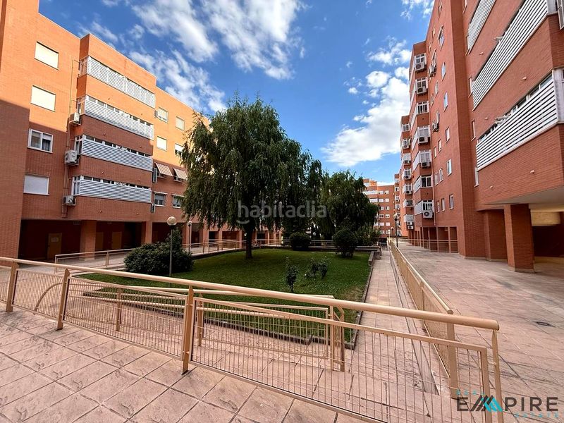Foto 0e07b643-5526-49e7-934a-ec3eff025f32. Pis amb calefacció aparcament piscina a PAU de Carabanchel Madrid