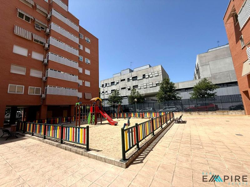 Foto 8a96c6de-9ce7-4ce8-a3cb-65104a58d388. Pis amb calefacció aparcament piscina a PAU de Carabanchel Madrid