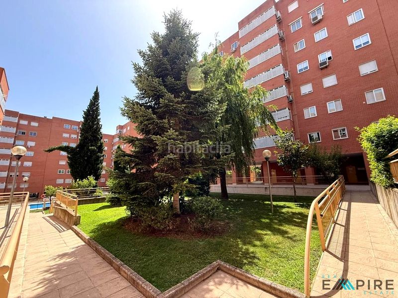 Foto ad13144c-c808-4640-9869-ff81d198ac65. Pis amb calefacció aparcament piscina a PAU de Carabanchel Madrid
