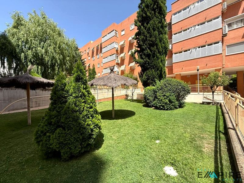 Foto b08de696-905e-4dd4-bd6c-af7c63d84f44. Pis amb calefacció aparcament piscina a PAU de Carabanchel Madrid
