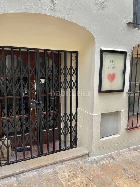Foto cdb8f341-1f89-4cc2-8c09-4ce479a2595a. Local comercial a Centre Igualada