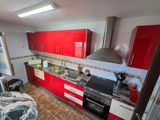 Casa adossada a Aiguamúrcia. Casa en tarragona gran oportunidad !
