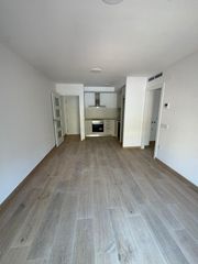 Affitto Appartamento in Carrer de barcelona 40. Gran oportunidad ,leer bien , dejar los datos en el formulario