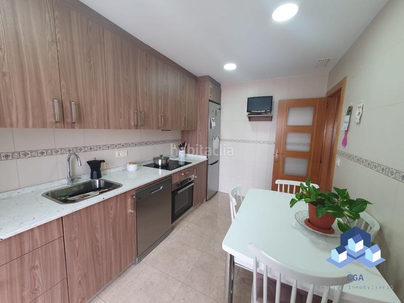 Foto 025f1a6f-7d71-4dc1-9163-15af60c7514a. Duplex with heating parking in La Hoya Lorca