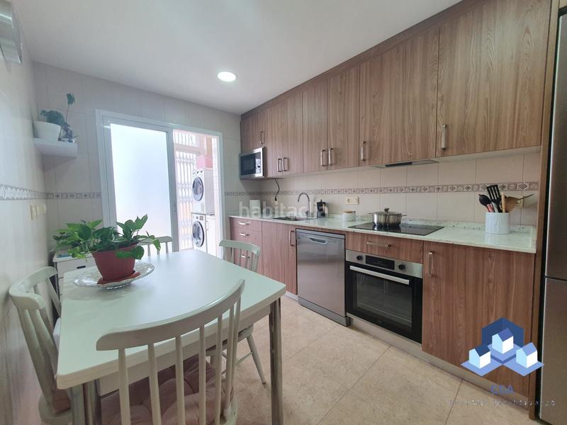 Foto 7bdfdb91-5dcc-4d14-91b6-b6e61f80c5ec. Duplex with heating parking in La Hoya Lorca