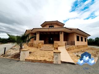 Chalet in Aguaderas