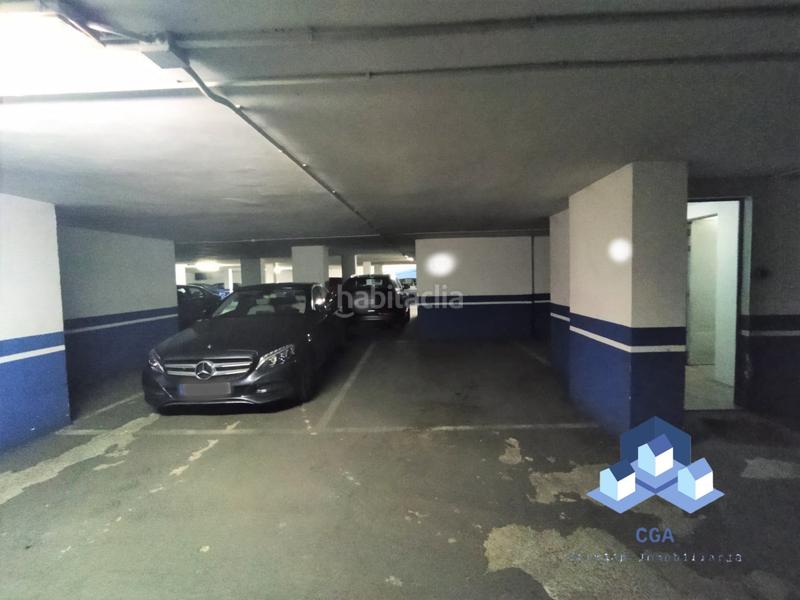 Foto 573d2198-ce05-4f0f-8b89-58064eb6bde2. Parking voiture dans Santiago Lorca