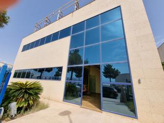 Local Comercial  Calle artes y oficios