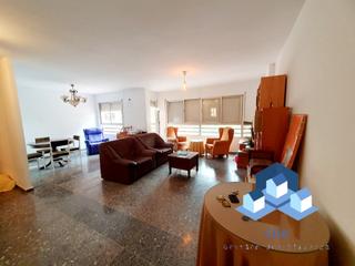 Pis en Sutullena. Piso alameda cervantes