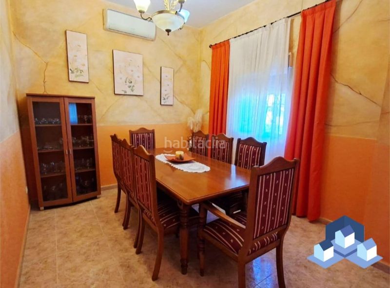 Foto 02616e2b-f1a3-42fc-9091-64b9d1822231. Xalet amb calefacció aparcament a Marchena Lorca