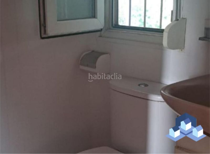 Foto 5ff45780-4eee-428c-b5e7-044138f617a1. Xalet amb calefacció aparcament a Marchena Lorca