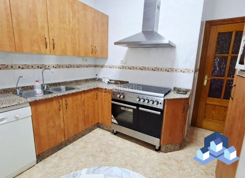 Foto cf4c227b-0363-497c-9b3f-f8026bb41f86. Xalet amb calefacció aparcament a Marchena Lorca