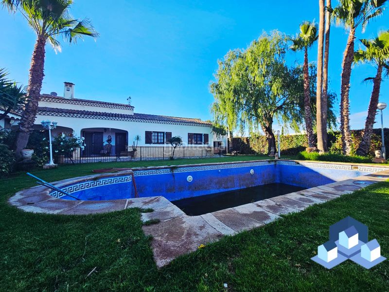 Foto ea61f888-490c-47c8-bd1a-fd47cf89b2b9. Chalet  en Campillo en Campillo Lorca