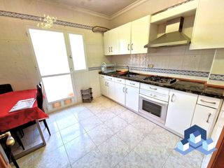 Appartamento  Calle lope gisbert 35. Piso en el centro