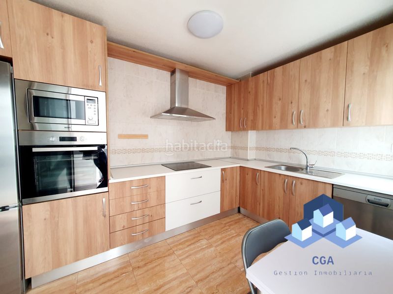 Foto f28bbcc2-5a0c-4685-a151-a47dc02fc30d. Flat with heating parking in Sutullena Lorca