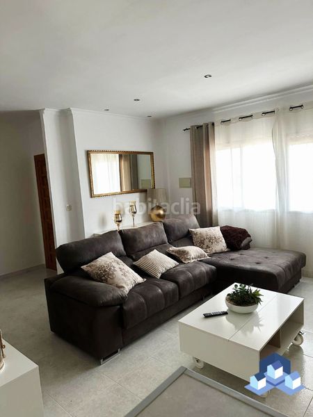 Foto a9db8309-425c-4f65-ae48-c62052cfe0bb. Xalet amb xemeneia aparcament a Purias Lorca