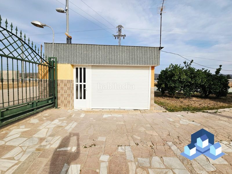 Foto b3010f9d-1ad1-4739-98fc-f57916908ad2. Xalet amb xemeneia calefacció aparcament piscina a Lorca