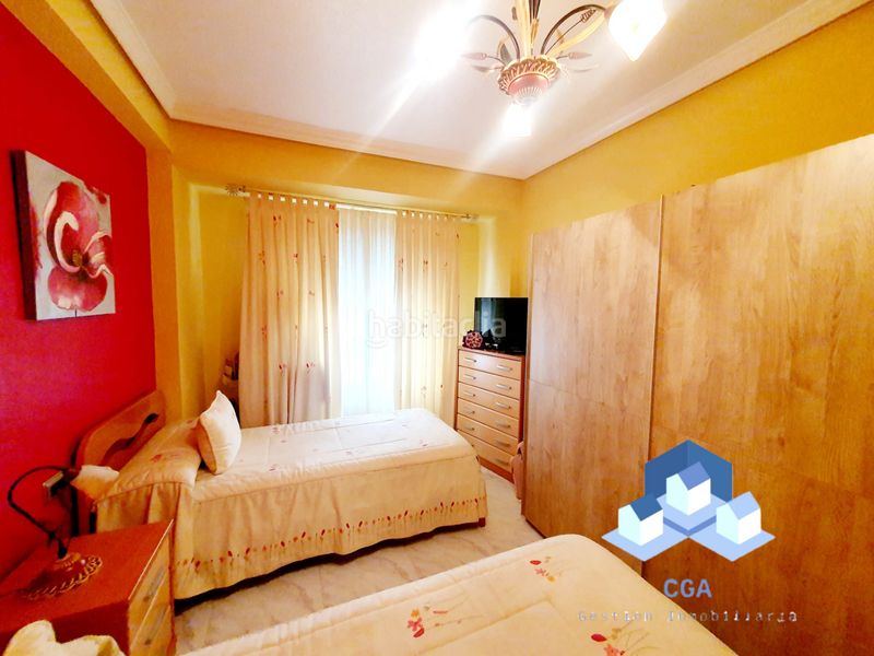 Foto ea3c23c7-dbbb-4000-8687-006904dbced4. Pis a Los Ángeles - Apolonia Lorca