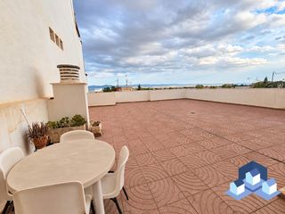 Appartamento in San Mateo. Piso con terraza en avenida juan carlos