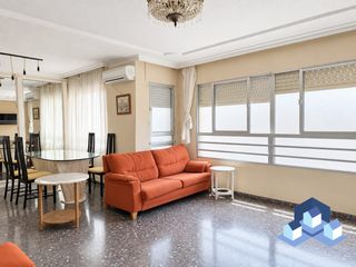 Appartement à Sutullena. Piso en alameda cervantes