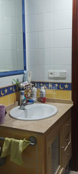 Foto b996683e-ea38-431f-bb83-5e5904c74192. Casa adosada en El Valle Lucena