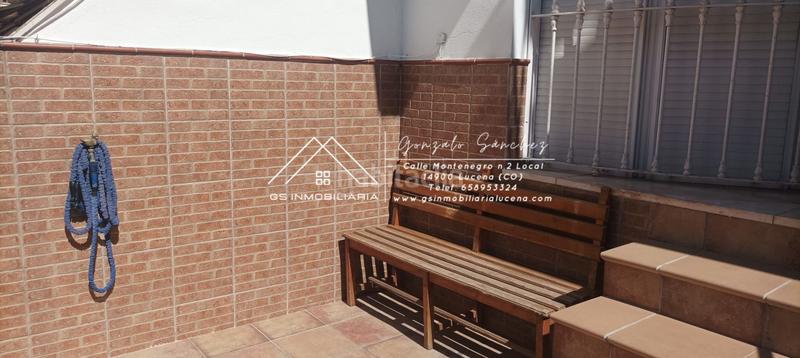 Foto 1f38f09d-a687-4dc5-967c-62f8df89c213. Casa adossada a El Valle Lucena