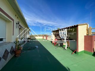 Edificio in Rute