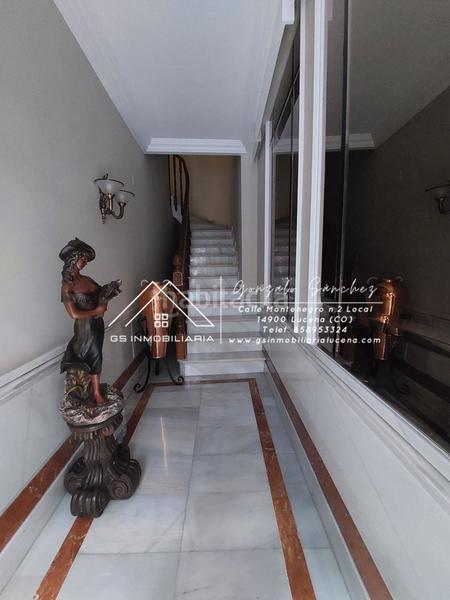 Foto cb4e06ad-af7b-41f9-aebc-43f28dce629b. Casa adosada en Centro Lucena