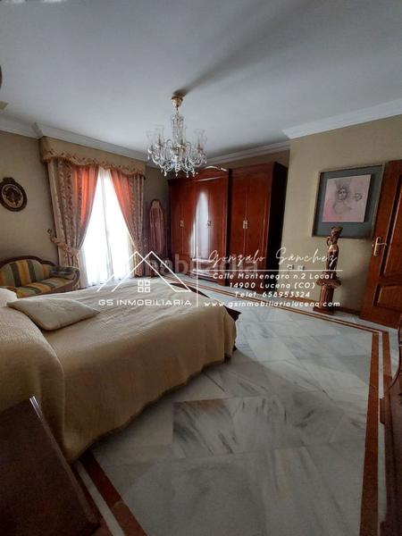 Foto dec6da2e-331b-40fe-9676-2873d53c3737. Casa adosada en Centro Lucena