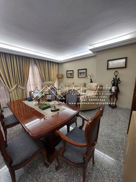 Foto 7998c846-8b56-42d9-bf60-52cb9708806e. Reihenhaus in Centro Lucena