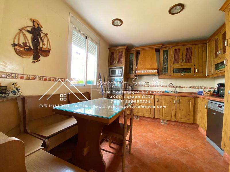 Foto 2a9aa45d-8bae-42ae-96fb-74f15bbc1460. Casa a schiera in jardín Lucena Lucena