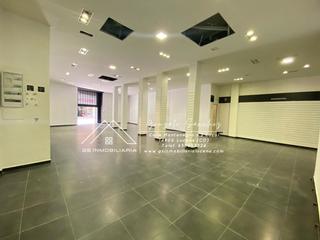 Lloguer Local Comercial a Centro