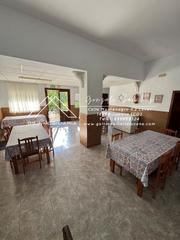 Edifici a Villanueva de Algaidas. Residencia de mayores en venta