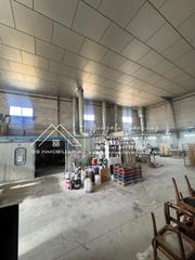 Industrial building in Poleares