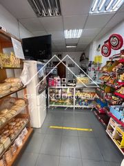 Business premise in Centro