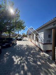 Semi detached house in El Valle