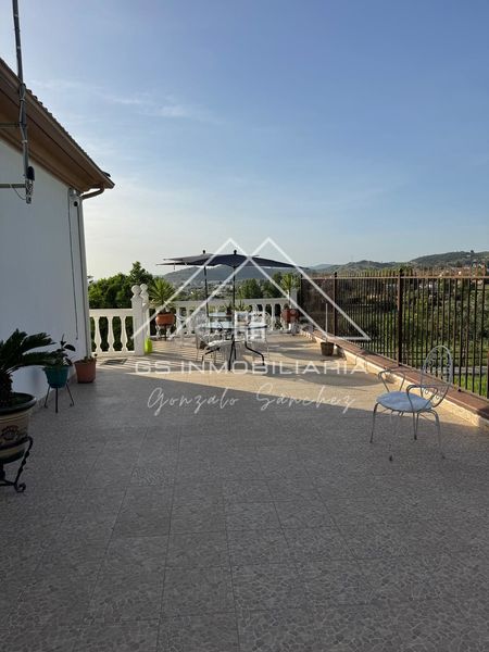 Foto 465ec3bb-fb55-4a4e-9608-4b575eb1a1de. Casa amb calefacció a Cabra
