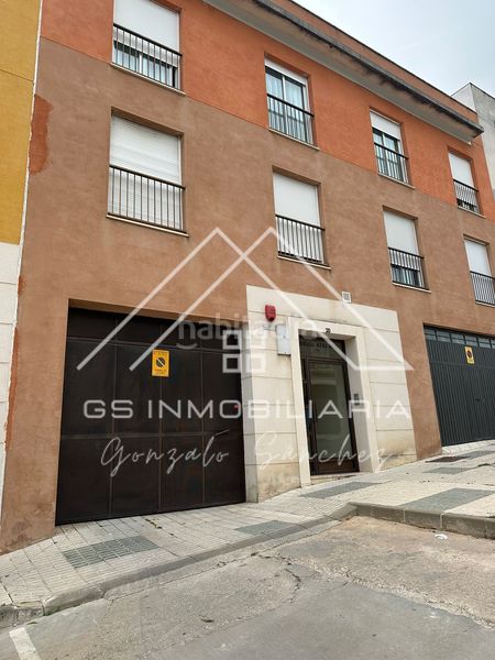 Foto 58d37319-df64-4531-a088-6e0ee9ce1169. Aparcament cotxe a Rute