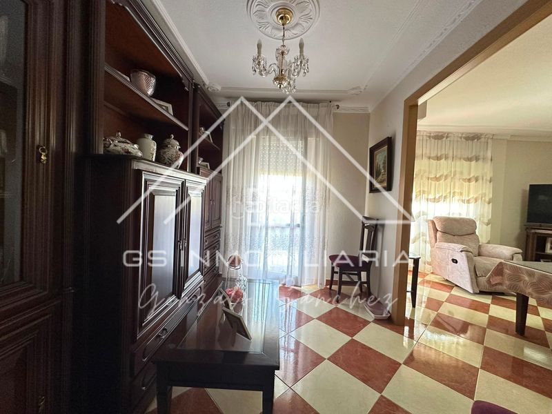 Foto f1994676-f1df-48d1-a977-d98d3e8f5245. Pis a San Francisco Lucena
