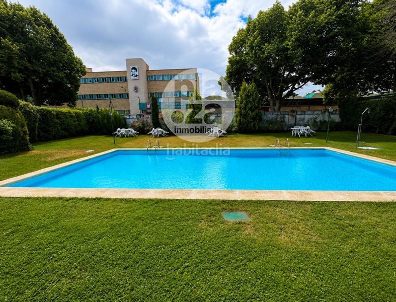 Foto b540f7e2-b058-43ed-99e7-c3089bedcc34. Dúplex amb calefacció aparcament piscina a Universidad - Las Huelgas Burgos