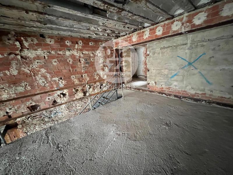 Foto cd49f632-f142-4fed-9b9a-71f84230f203. Lloguer local comercial a Casco Antiguo Burgos