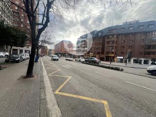 Local commercial  Del cid campeador. Zona plaza de españa