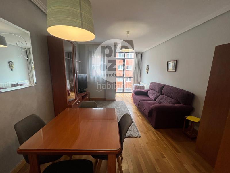 Foto a44cf943-e64a-4470-b032-a4819cf64833. Alquiler piso precioso apartamento en el centro en Burgos