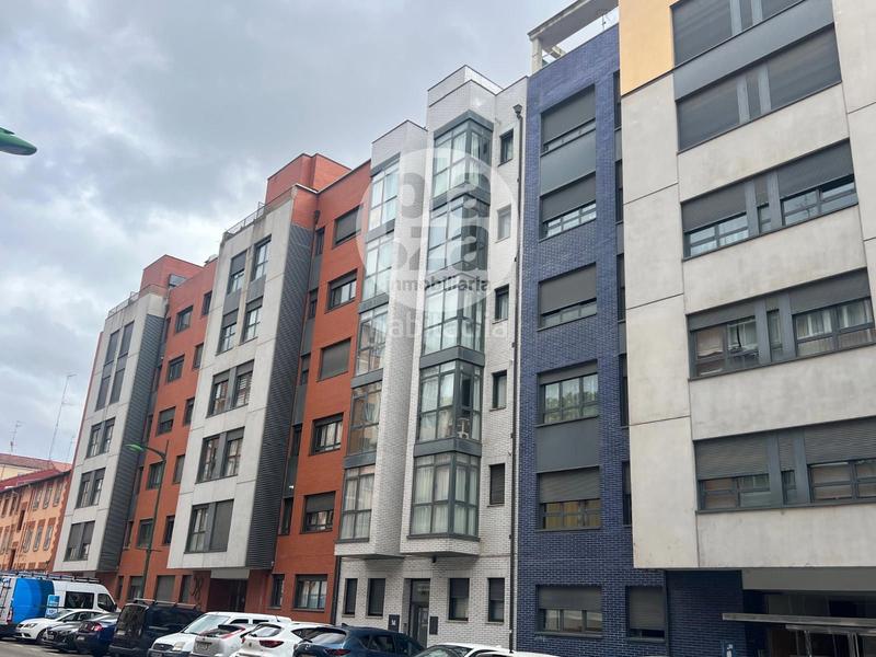 Foto 761f2a28-897a-49ec-8a8b-01246b81607a. Rent flat with heating in Los Vadillos - R. Sanitaria - Pozanos Burgos