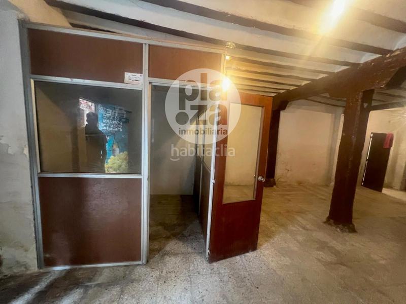Foto 83caddc1-f63a-4829-9d3a-5e6a53617ffd. Alquiler local comercial c avellanos en Casco Antiguo Burgos