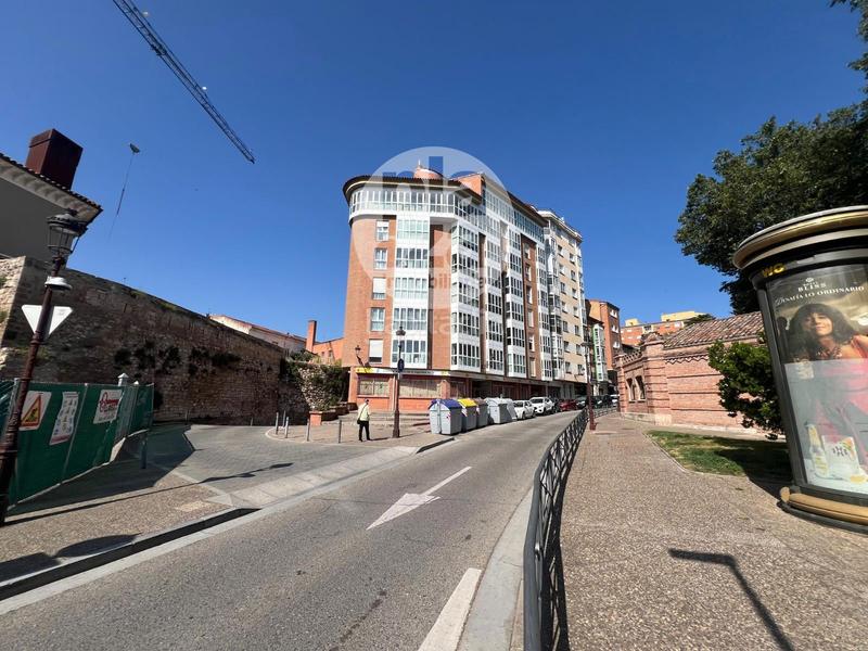 Foto 489a1424-0dda-44d6-a3b0-c5fd503db76d. Piso calle trinidad, junto capitanía en Casco Antiguo Burgos